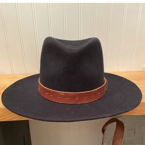 GIFTED TO A FRIEND Black Wyeth Hat